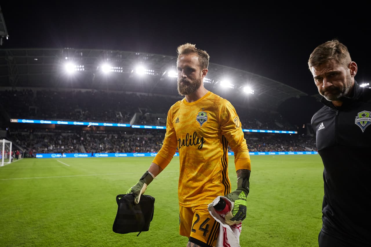 Edaurd Atuesta (17’) abrió el marcador para LAFC. Raúl Ruidíaz (22’, 64’) y Nicolás Lodeiro (26’) anotaron por los visitantes.