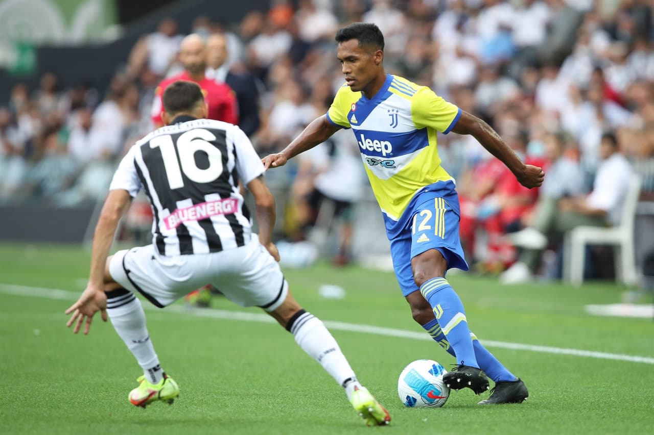 Se empata el partido entre la Juventus y Udinese en la Serie A, con marcador de 2-2. Los de la Veccia Signora ganaban el partido durante la primera mitad con goles de Paulo Dybala y Guillermo Cuadrado, pero Roberto Pereyra convirtió penal y gol para los visitantes, seguido de Gerard Deulofeu; Cristiano anotó el tercero pero fue anulado.