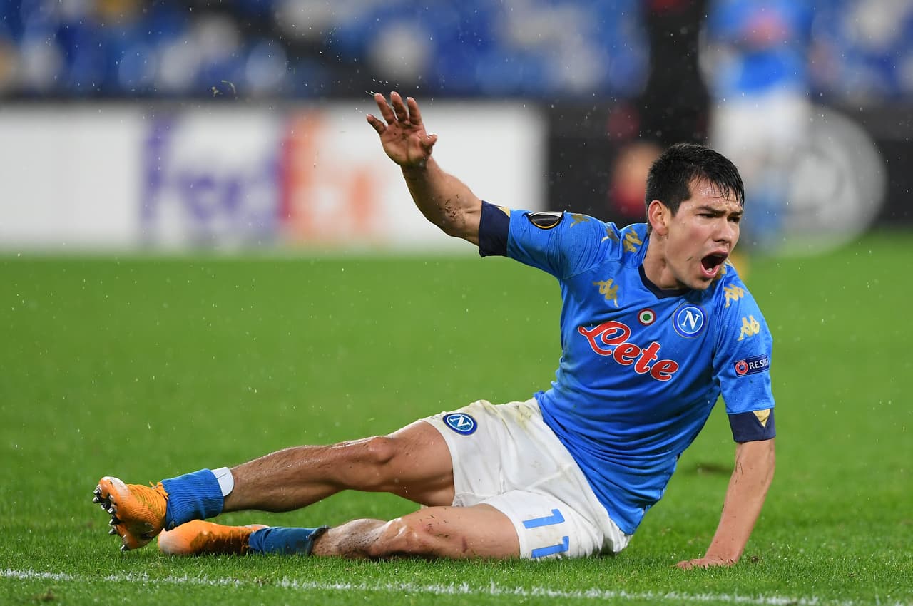 Chucky Lozano recibe más faltas que Messi y Mbappé