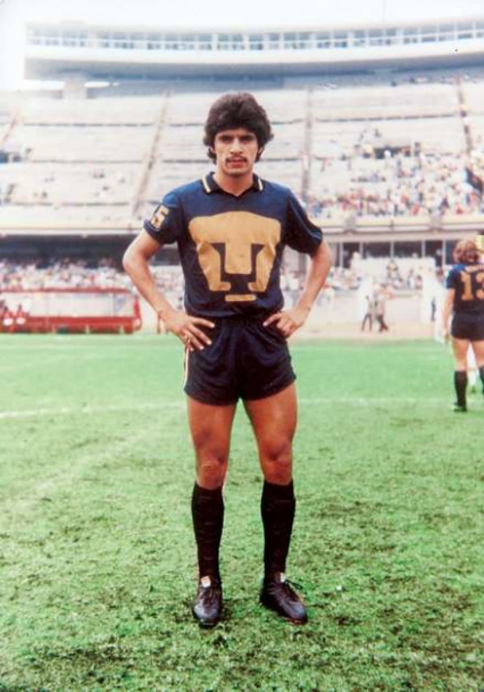 Gustavo Vargas: Debutó con Pumas en 1978 y jugó ahí hasta 1983. Pasó por Cruz Azul de 1983 a 1985.