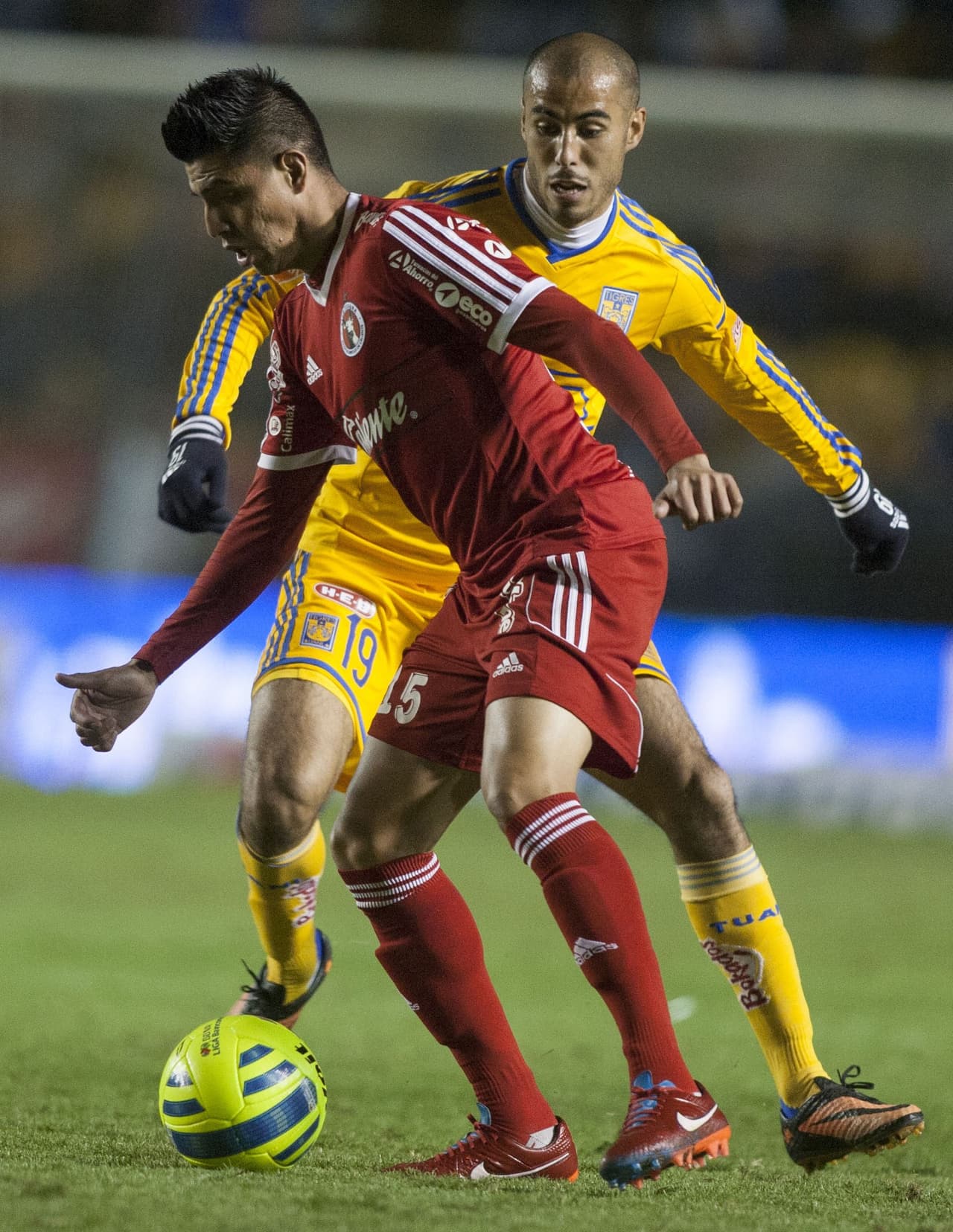 Joe Corona, seleccionado estadounidense, dejó Tiburones y es nuevo jugador de Dorados.