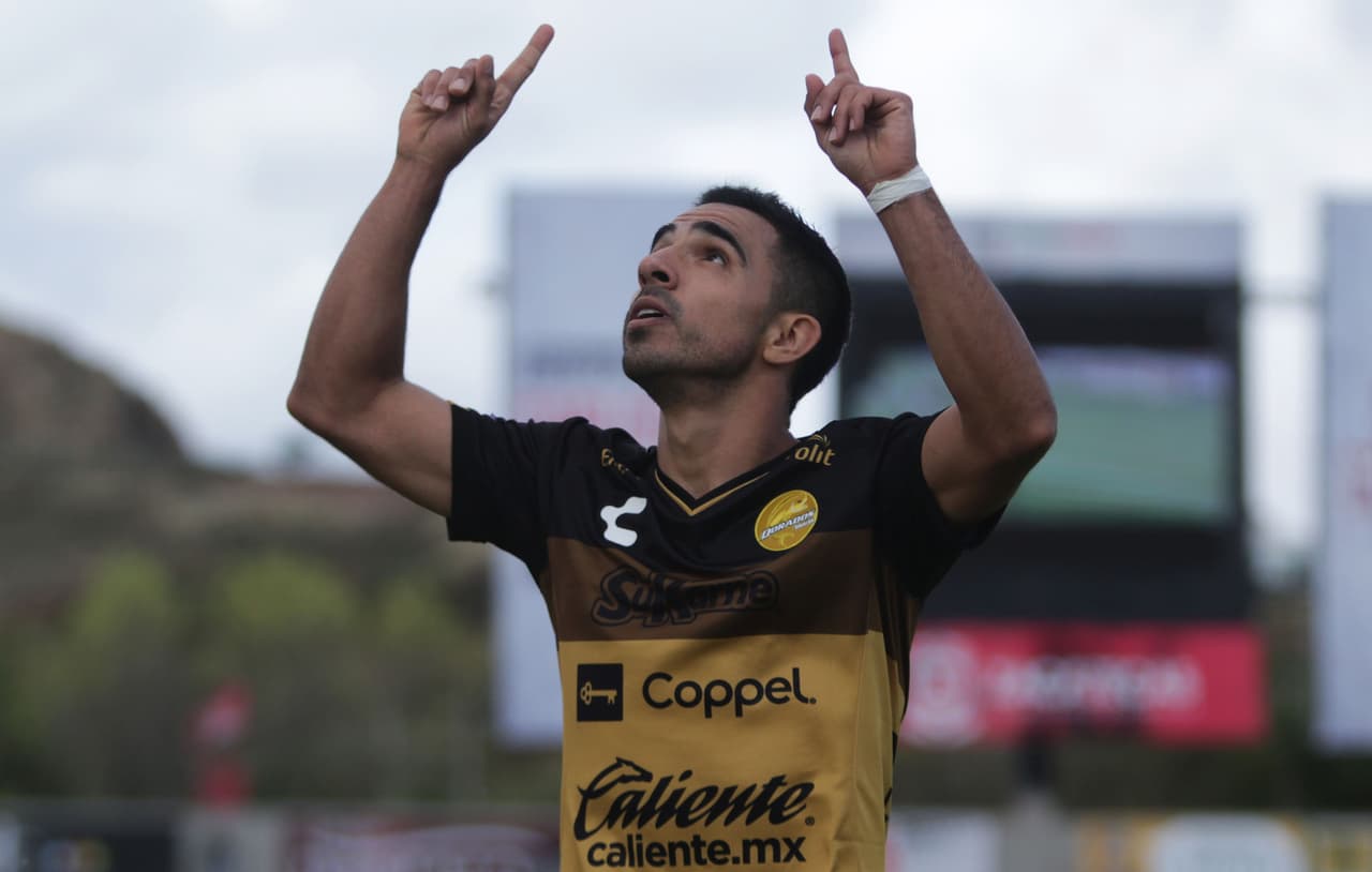 Zacatecas, Zacatecas, 20 de octubre de 2018. Jesús Escoboza en festejo de gol, durante el partido de la jornada 12 del torneo Apertura 2018 de la Liga de Ascenso Bancomer MX, entre Mineros de Zacatecas y Dorados de Sinaloa, celebrado en el estadio Carlos Vega. Foto: Imago7/Erick Saavedra