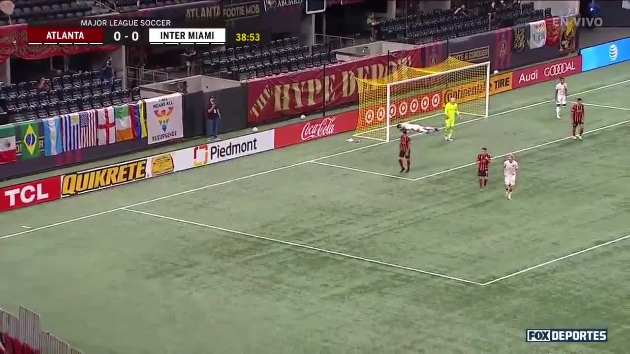 ¿¡Qué hiciste, Nico!? Figal dejó ir el gol con marco abierto