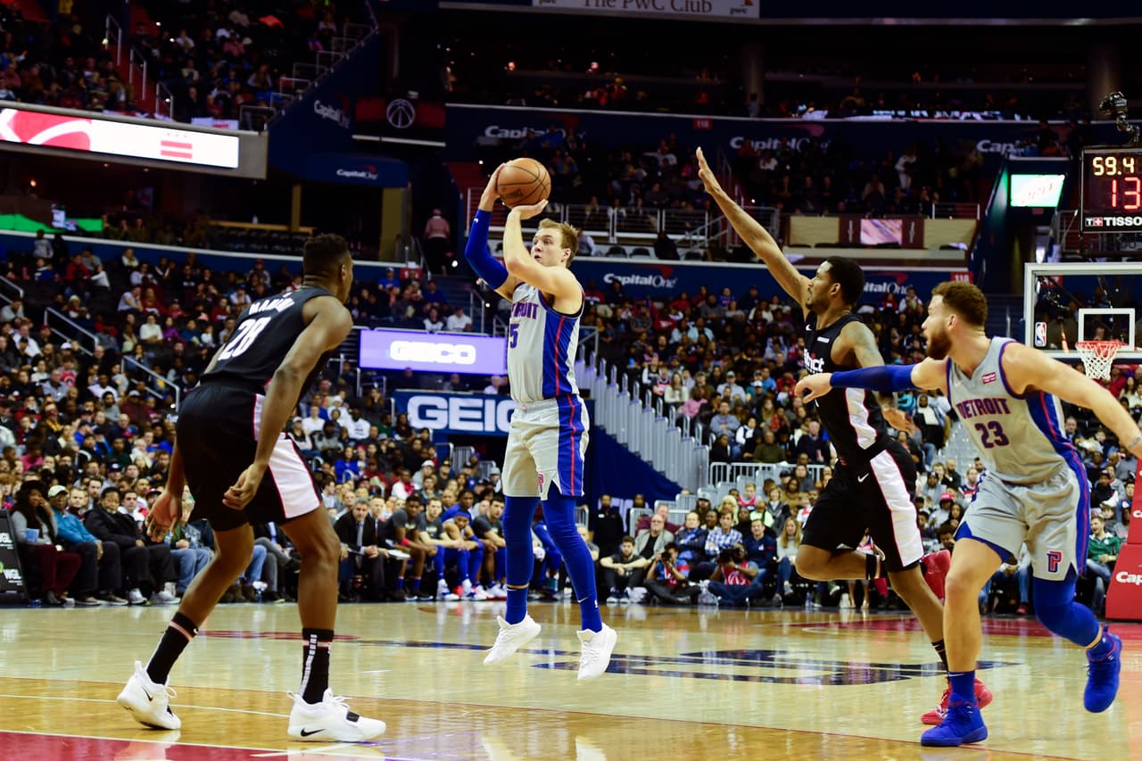 Echamos un vistazo a los calzados más vistosos que han utilizado los jugadores de la NBA en lo que va de enero. Los hay de todas las formas y diseños. Cuéntanos cuál es tu favorito.