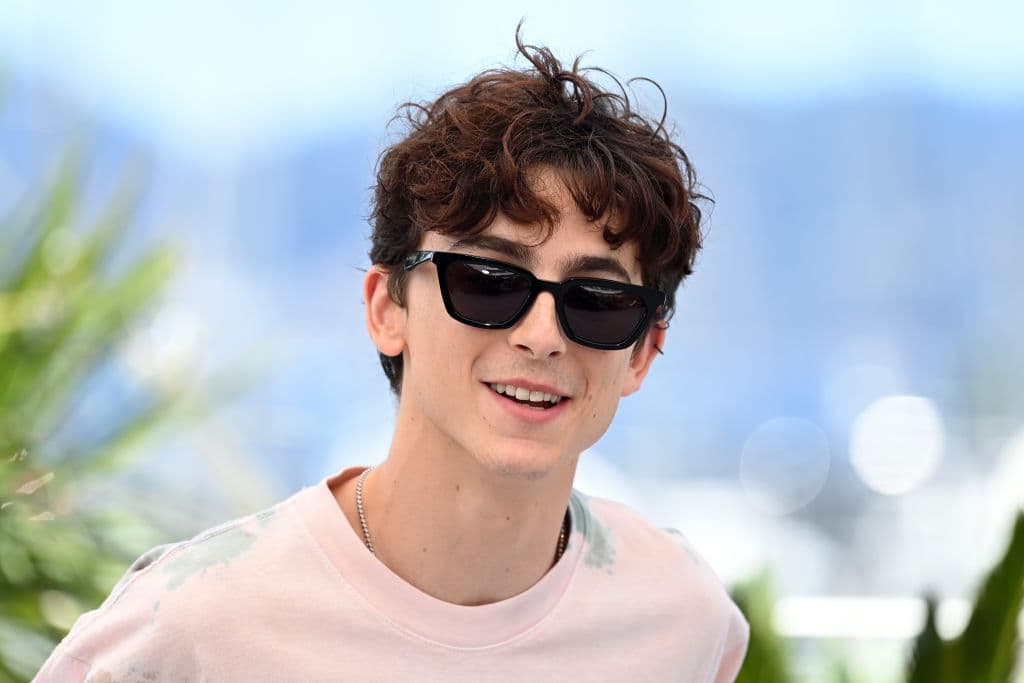 Dentro del plano literario, Dune es una obra muy compleja, que está magistralmente orquestada.
<br>