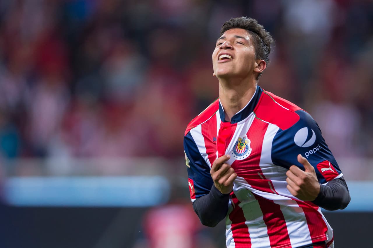 ¿Se va Macías? Zaldívar es refuerzo de Chivas para el Apertura 2020