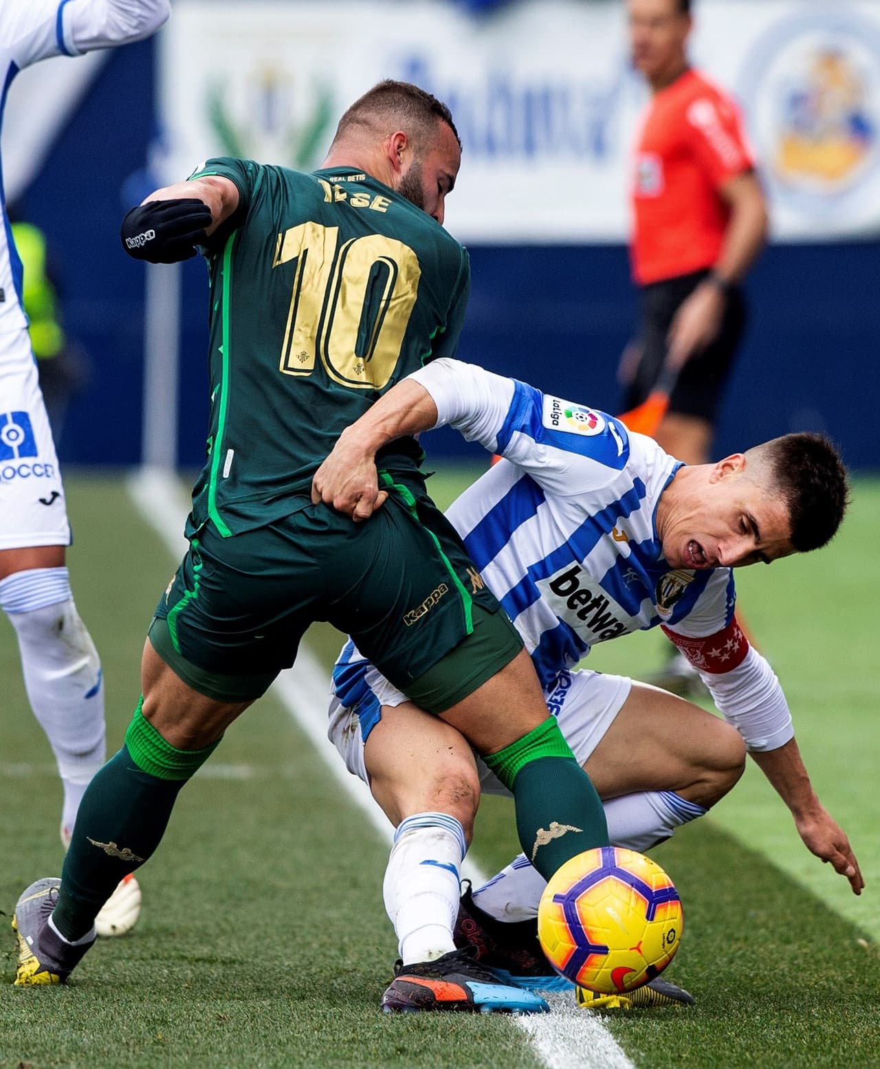 Mientras Jesé Rodríguez fue titular en Betis, ninguno de los mexicanos del equipo sevillano fue titular. En Leganés, Diego Reyes entró al minuto 32 del segundo tiempo.
