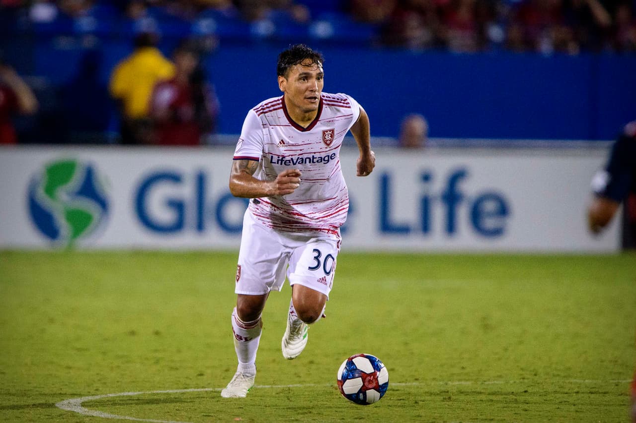 El defensor uruguayo Marcelo Silva (Real Salt Lake) también está dentro del la selección semanal de MLS.