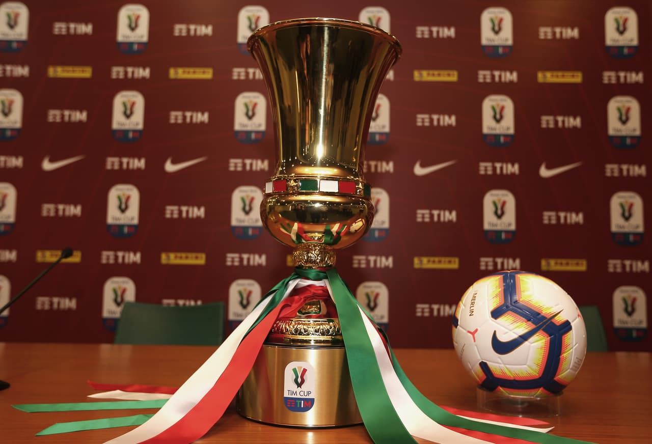Lazio, con su técnico Simone Inzaghi y Senad Lulic, y Atalanta, con el estratega Gian Piero Gasperini y Alejandro Gomez, estuvieron en la presentación previa de la Final de la Copa de Italia el miércoles 15 de mayo.