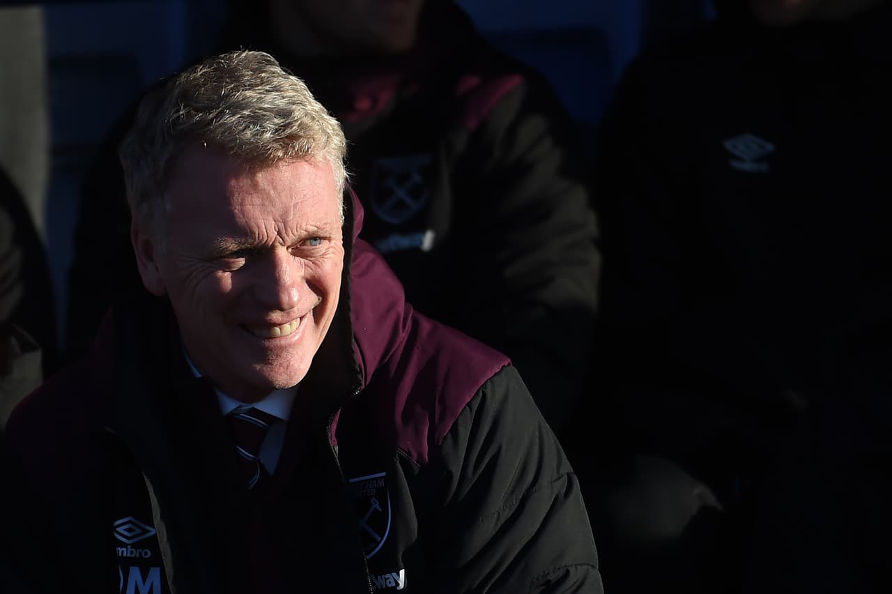 David Moyes decidió poner como titular al 'Chicharito' en un partido ante un equipo de la English Football League One, equivalente a la tercera división.