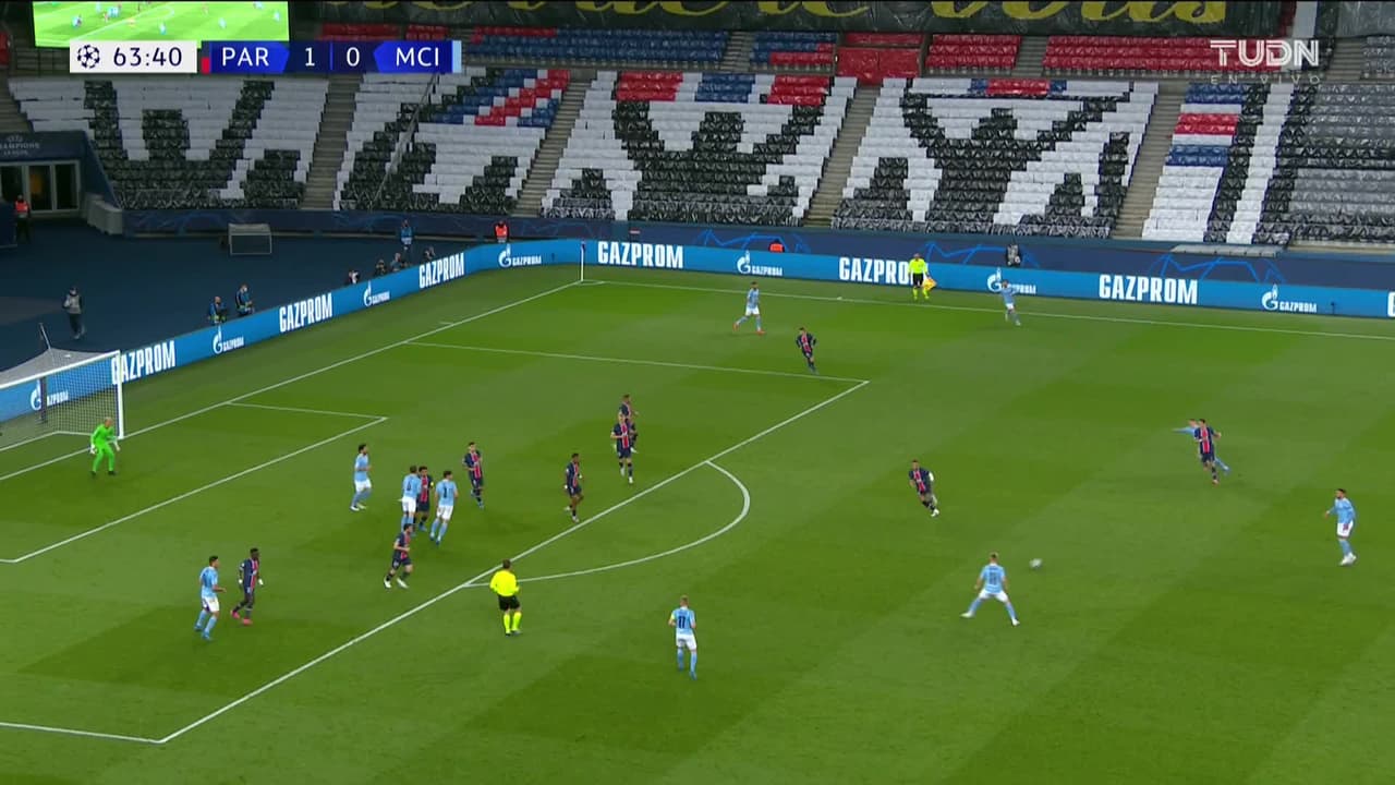 ¡GOL!  anota para Manchester City. Kevin De Bruyne