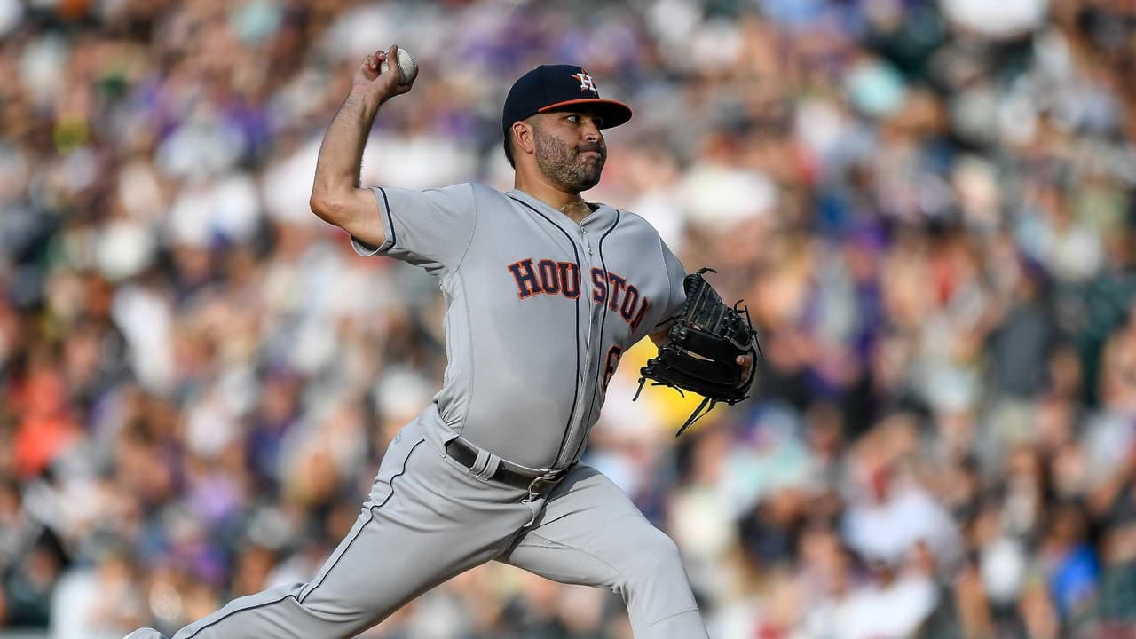 José Urquidy controla a los Rangers en victoria de Astros