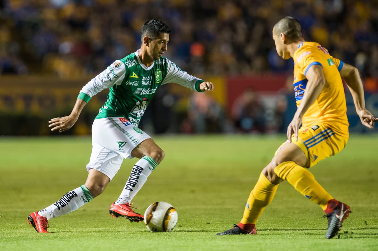 Los minutos finales del partido mostraron a Tigres buscando hacer tiempo a toda costa. Fue una segunda mitad muy entrecortada como poco tiempo efectivo de juego.