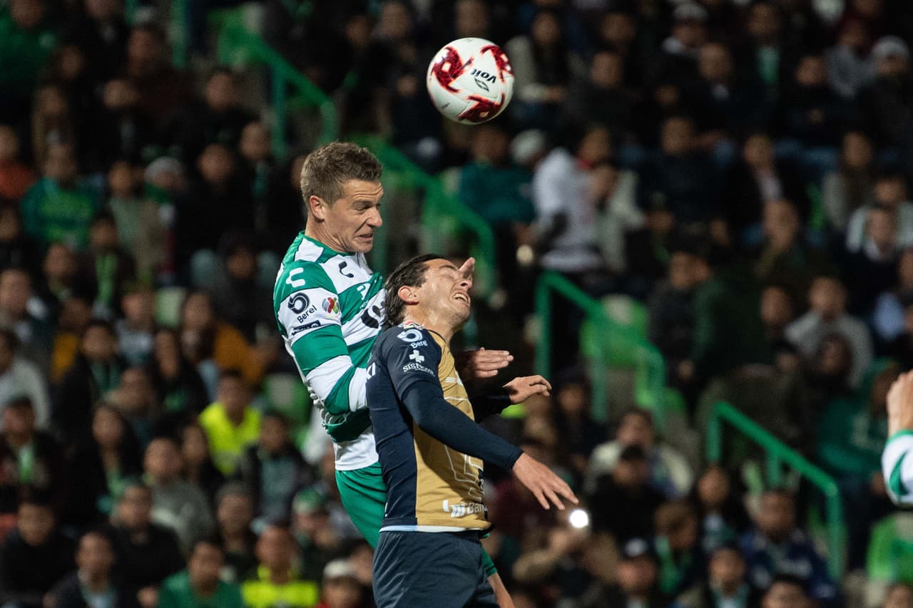 Santos llega a cuatro puntos de 12 posibles con un inicio de torneo aletargado y los auriazules están en tercer puesto con ocho puntos.