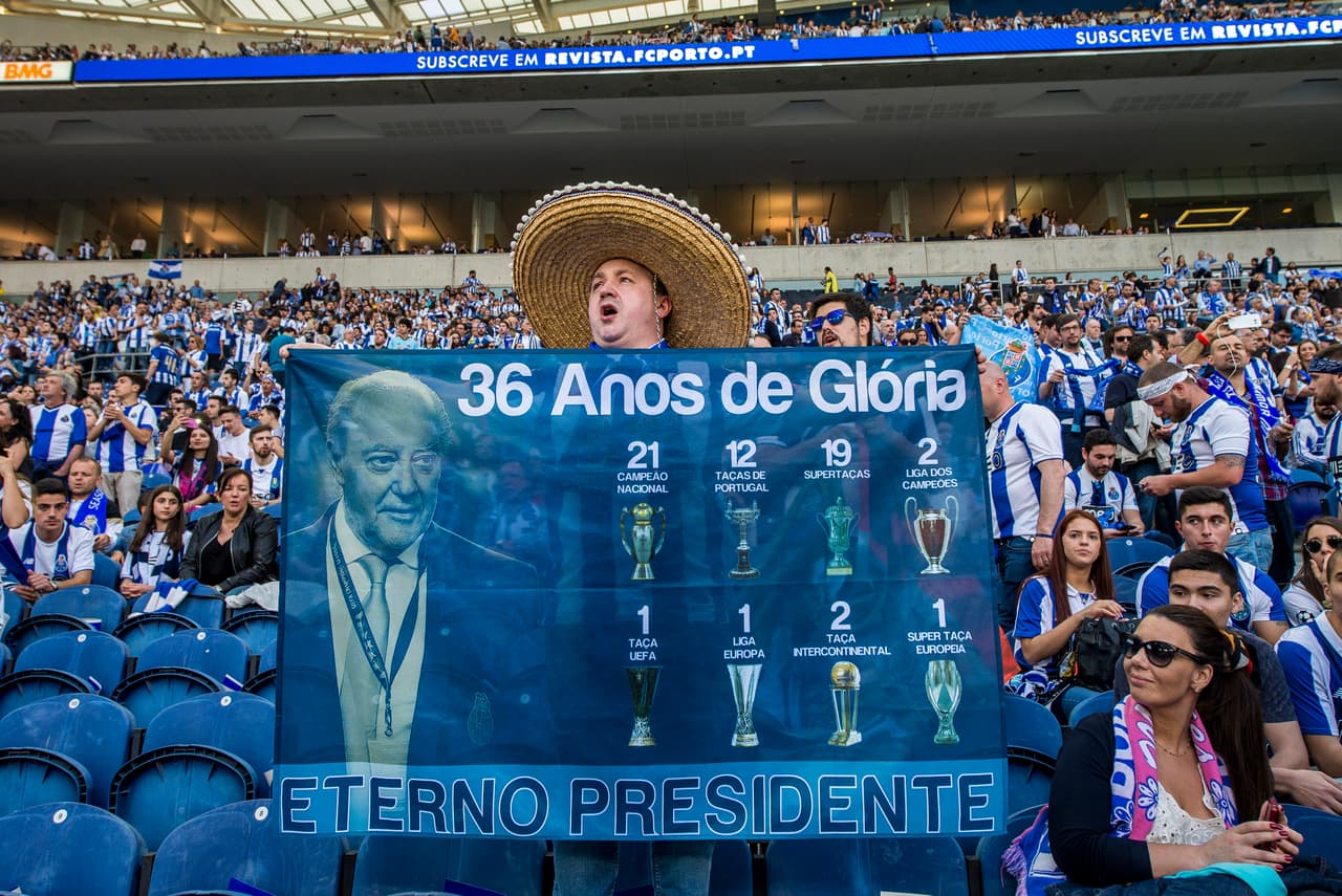Los fanáticos vivieron con emoción un momento más en la gloria del Oporto, esta vez con mexicanos a bordo.