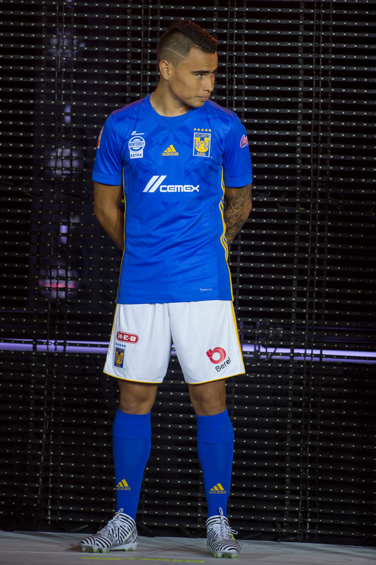 Nuevo uniforme Tigres Apertura 2017.
