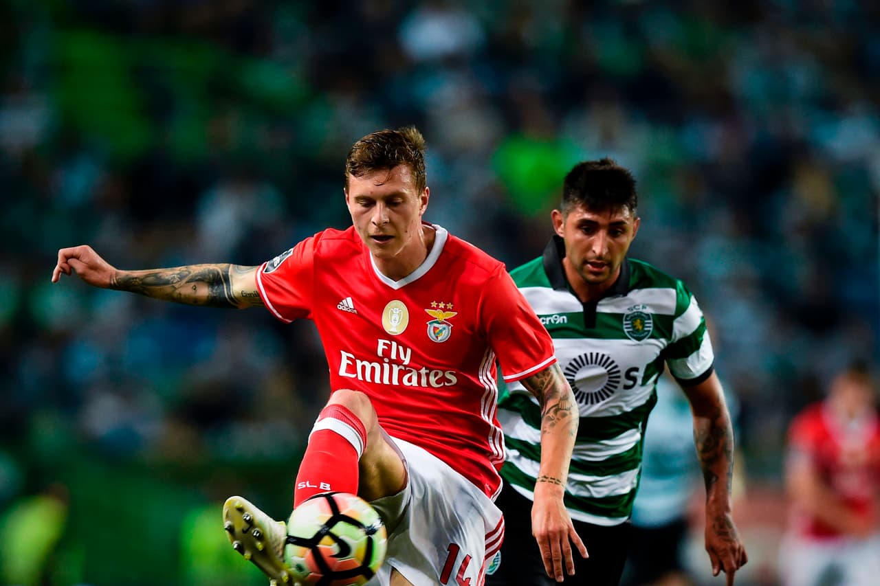 El United llega a un acuerdo con el Benfica por Lindelof