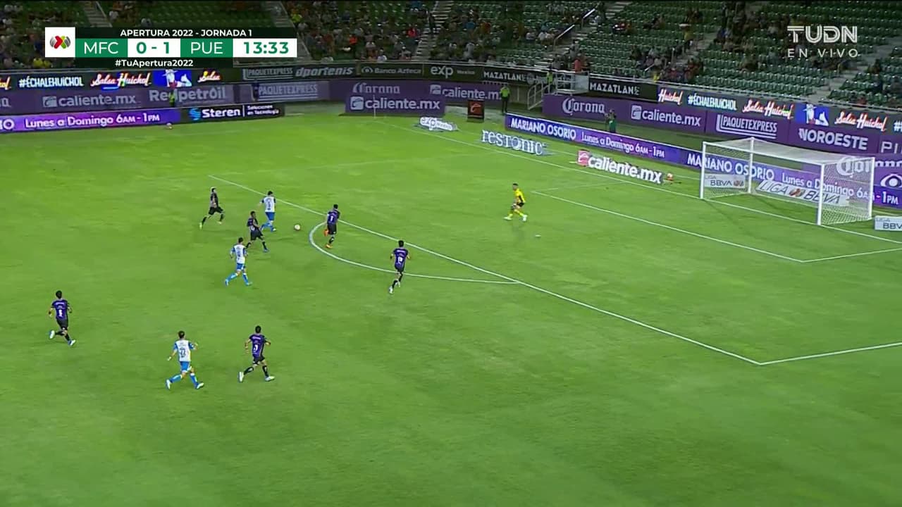 ¡TIRO ATAJADO! disparo por Fernando Aristeguieta.