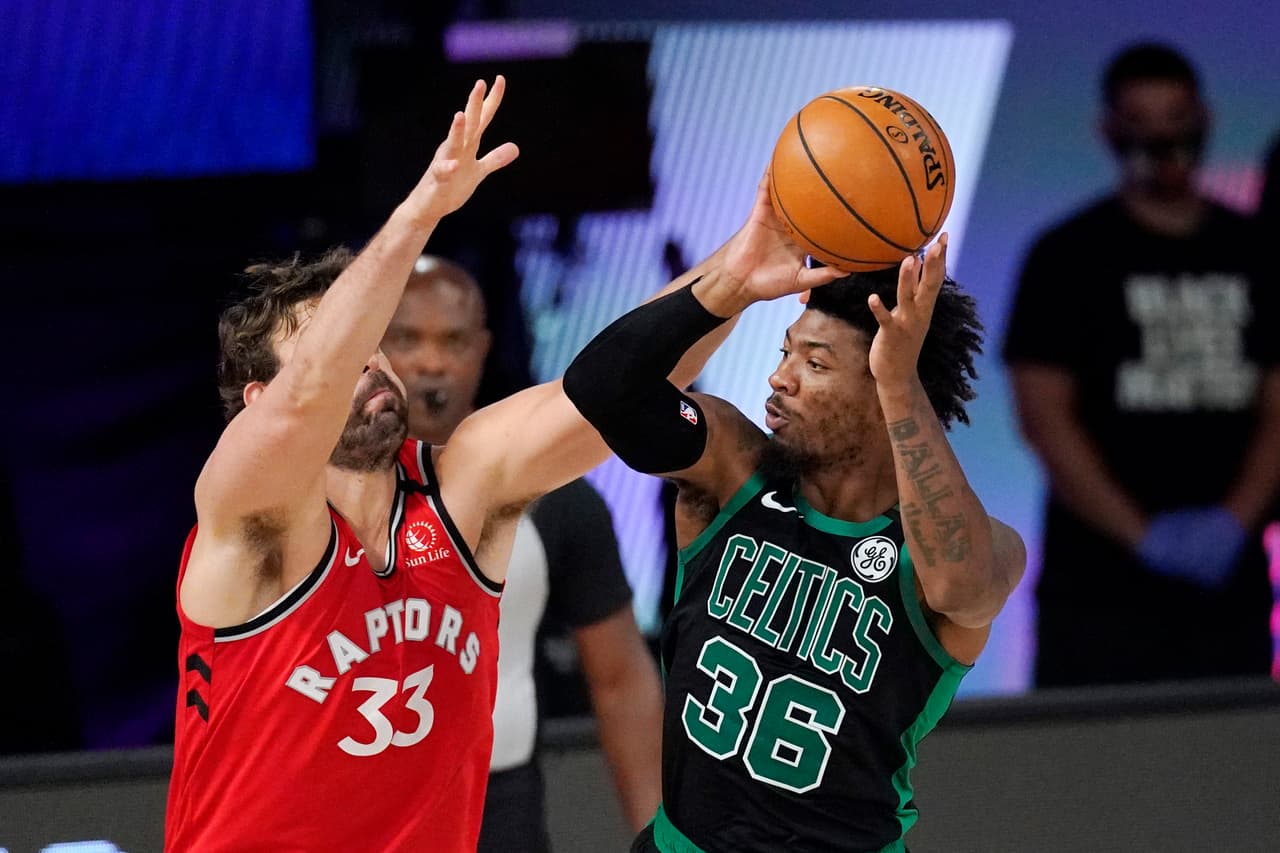 Jaylen Brown sale inspirado en el quinto partido, y con 27 puntos lleva a los Boston Celtics de nuevo a la victoria para poner la serie 3-2 a su favor.