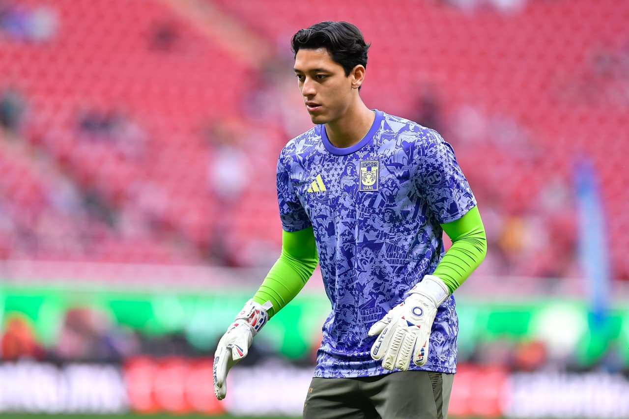 15 - Fernando Tapia, 24 años, portero mexicano. Valor de mercado: 2,348,660 USD.