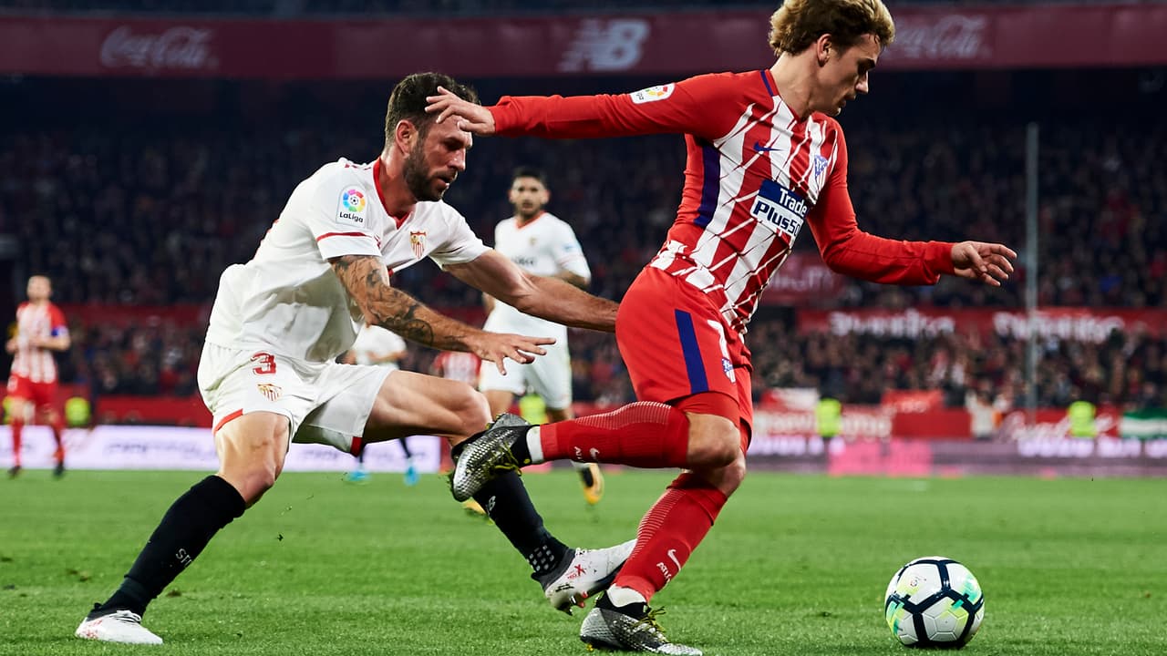 Layún, en la picadora de carne de las redes tras una nueva goleada en contra del Sevilla