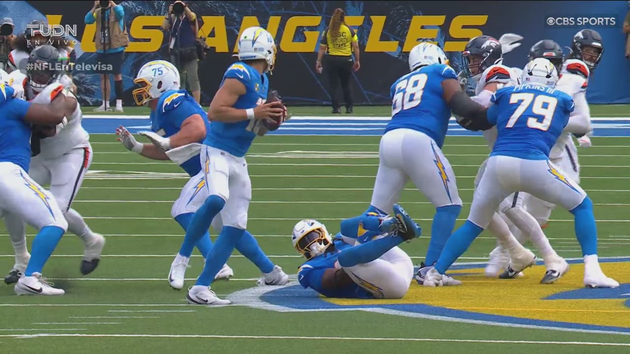 Najee Harris sufre terrible y dolorosa lesión durante el juego entre Chargers y Broncos