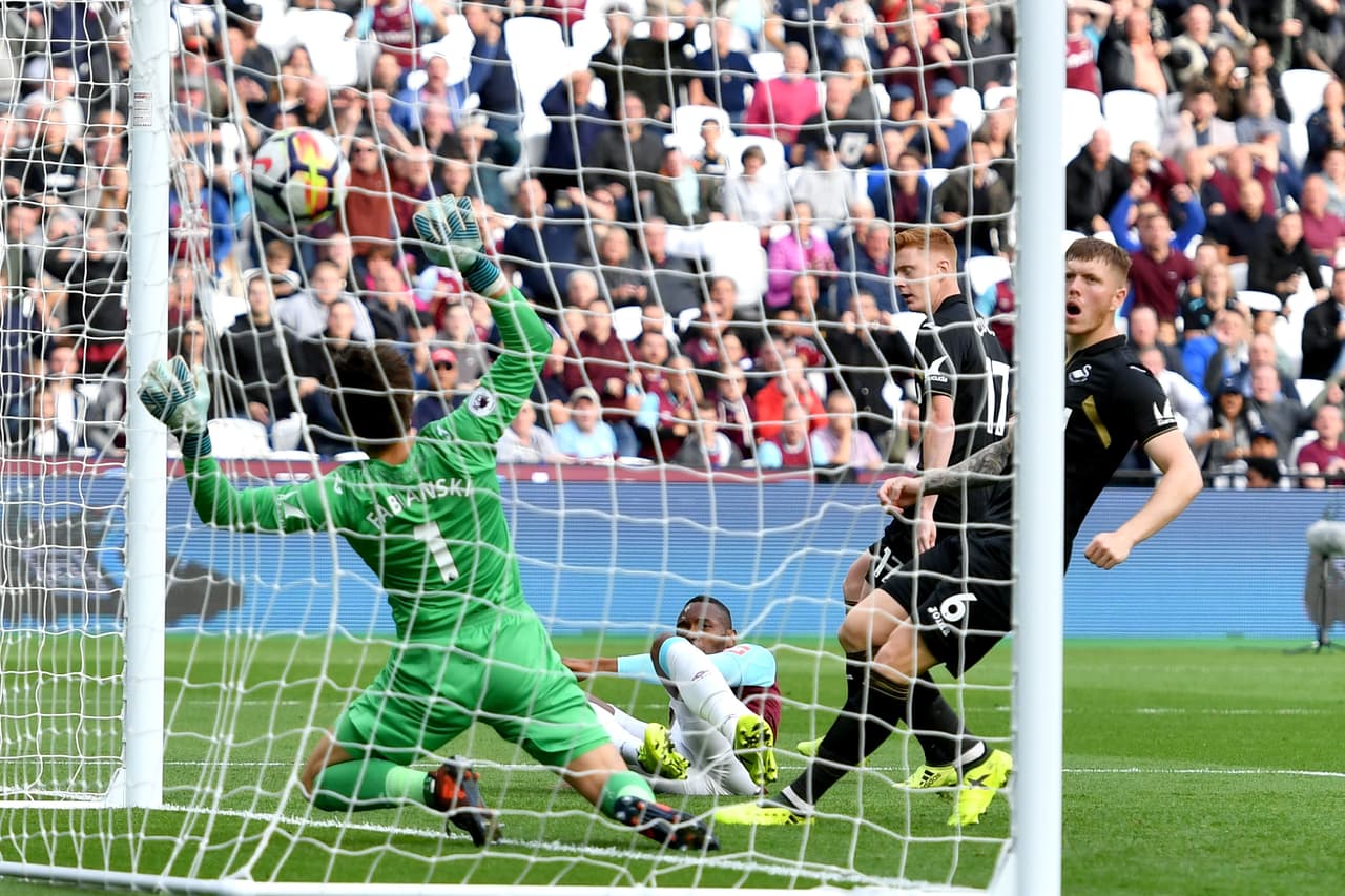 Es la primera anotación del jugador senegalés en esta temporada, habiendo jugado 5 partidos pero ninguno como inicialista.