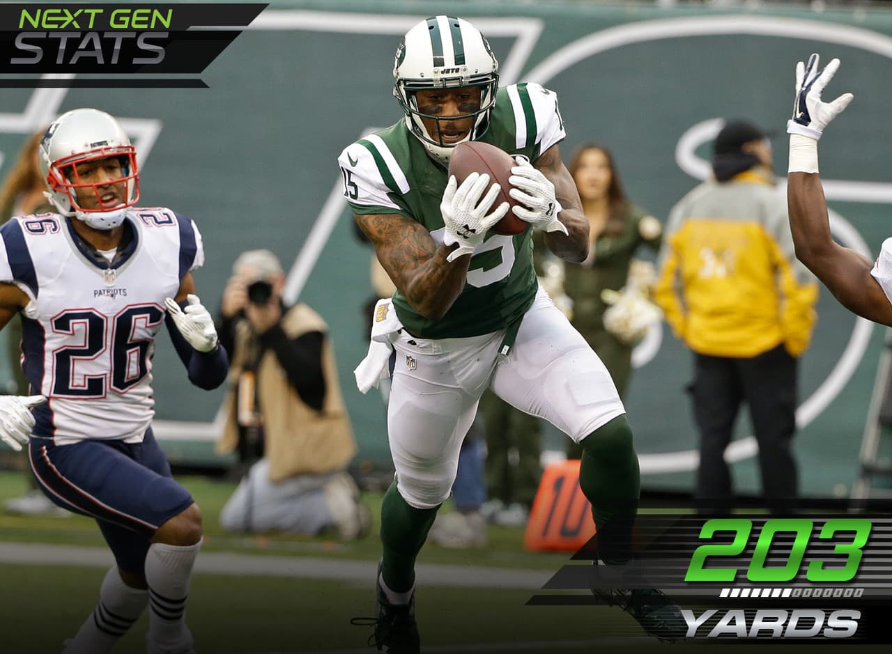 4.- Marshall en la zona.- Entrando a la semana 16, Brandon Marshall tenía solo 20 recepciones cuando se alineaba en la ranura para 203 yardas y tres touchdowns en 14 juegos en la temporada. Contra New England, Marshall consiguió cuatro atrapadas para 63 yardas y un touchdown de 33 yardas alineado desde la ranura.