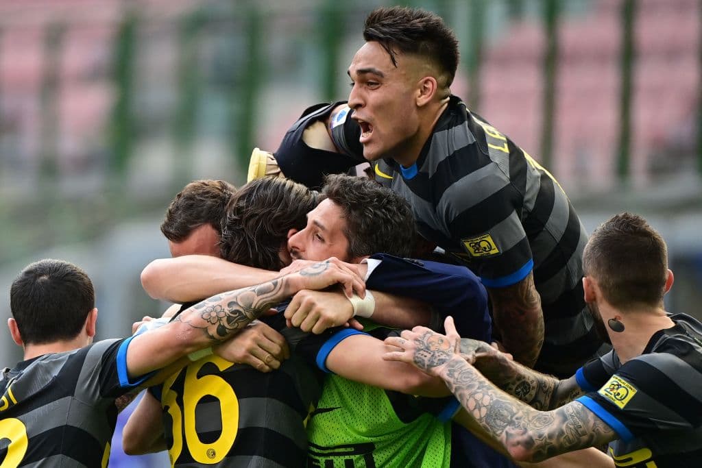Con gol de Matteo Darmian al minuto76, el Inter se impone al Hellas Verona y se lleva los tres puntos. Los 'nerazzurri' se perfilan para el campeonato de la Serie A.