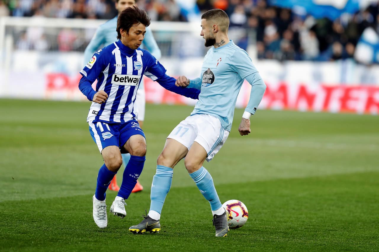 Por la jornada 25 de La Liga, el Deportivo Alavés y el Celta de Vigo igualaron por 0-0 en Mendizorroza en un partido en el que Néstor Araújo jugó todos los minutos. Ahora el equipo gallego suma 25 puntos, peleando por la permanencia, mientras que los vascos tienen 37.