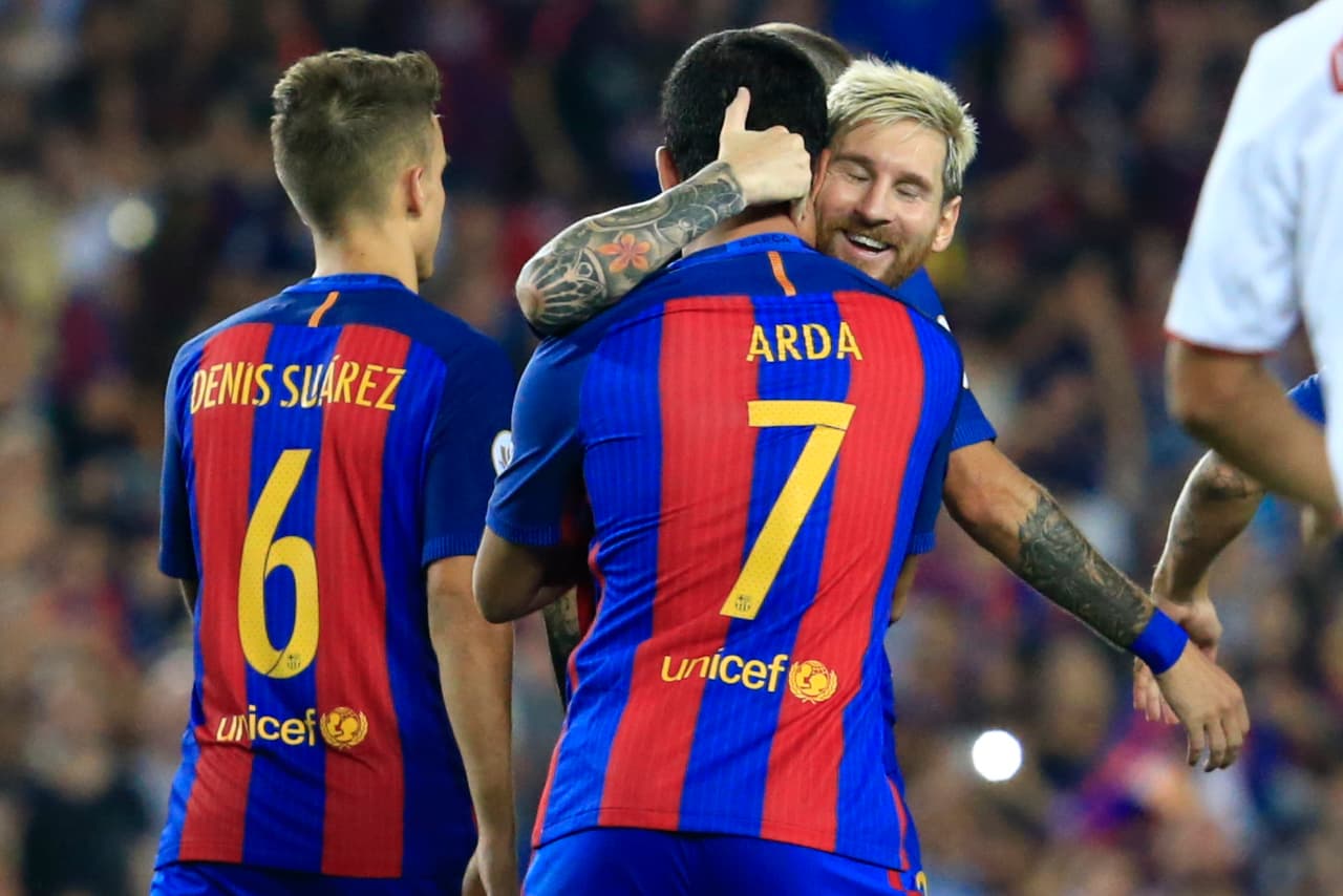 El Barcelona fue ampliamente superior y se quedó con el título con un global de 5-0 con anotaciones de Luis Suárez, Munir, Arda Turan –doblete– y Messi.