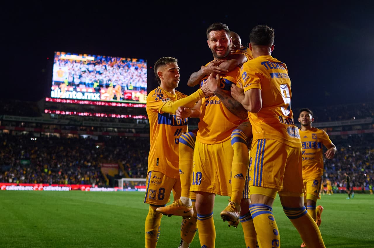 La era de Chima Ruiz comenzó con victoria en el Volcán ante los Pumas de Rafael Puente con doblete de Gignac y estreno goleador de Nico Ibañez vistiendo la camiseta de la UANL.
