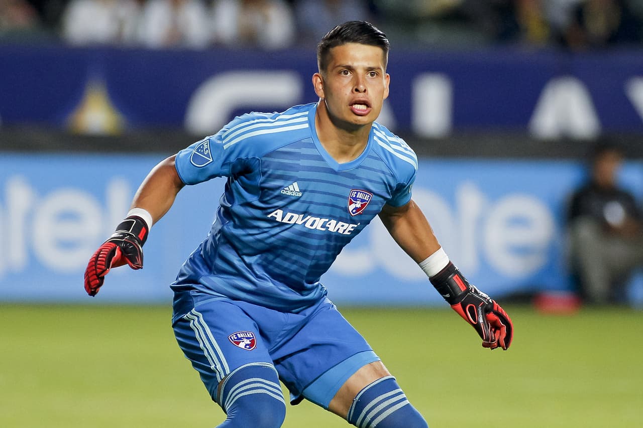 Sin embargo, el arquero del FC Dallas, nacido en Estados Unidos y de padres mexicanos, se inclinó a jugar con el equipo de las barras y estrellas en 2017.