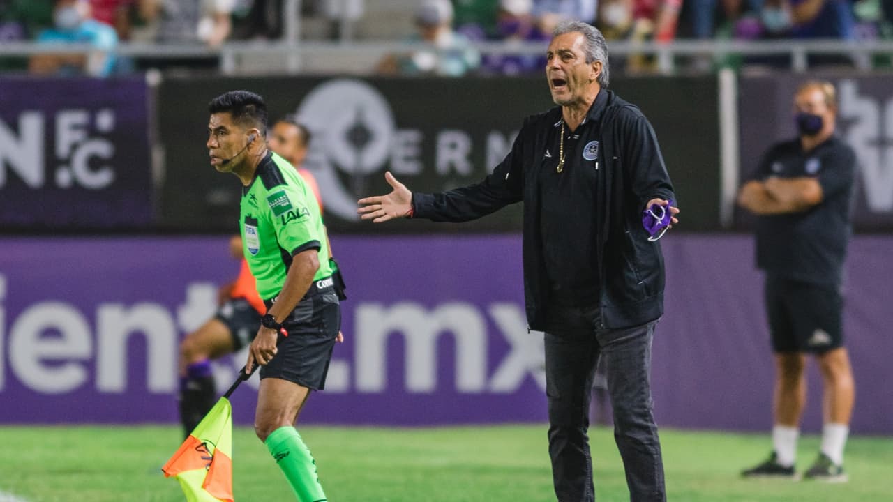 Tomás Boy deja de ser técnico de Mazatlán