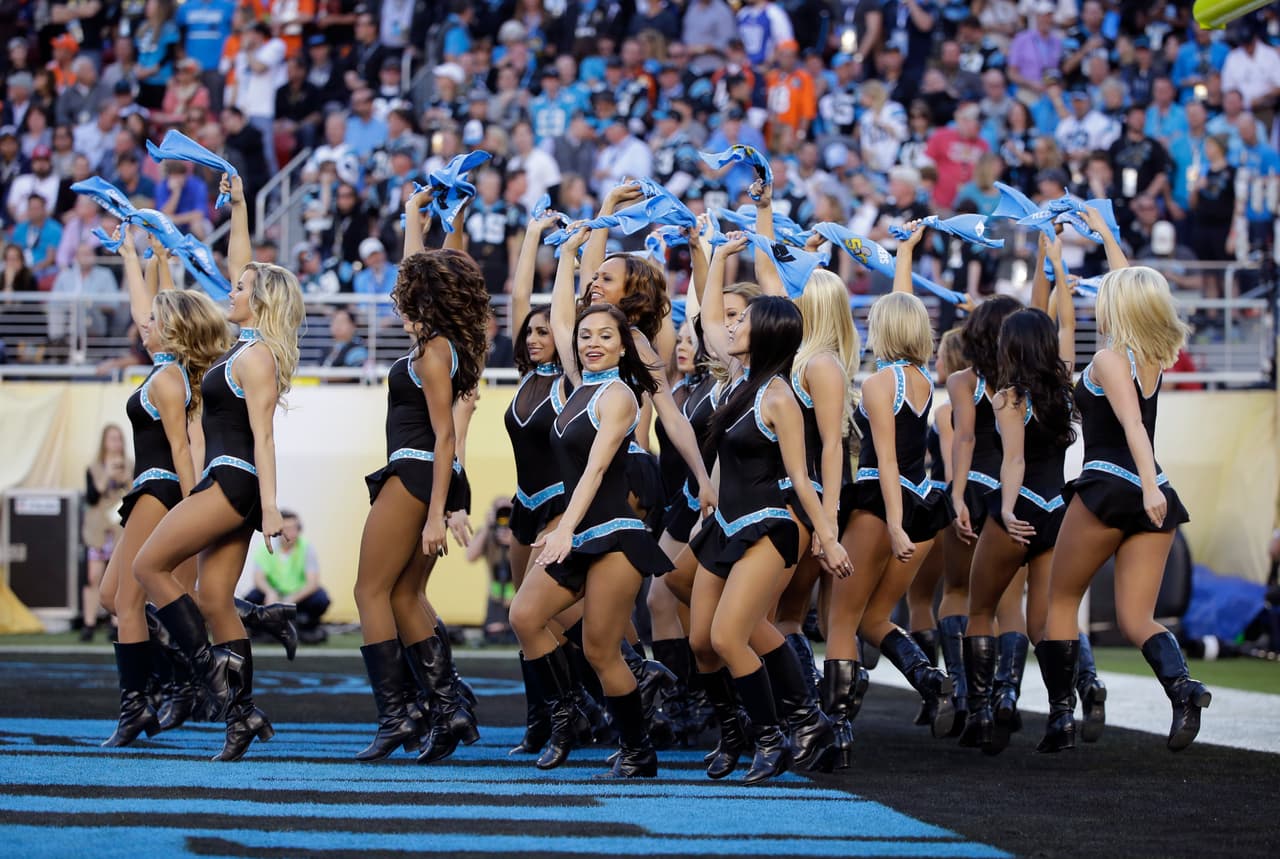 Ellas llenaron de belleza y diversión el emparrillado del Levi´s Stadium, checa las mejores imágenes de estas dulzuras.