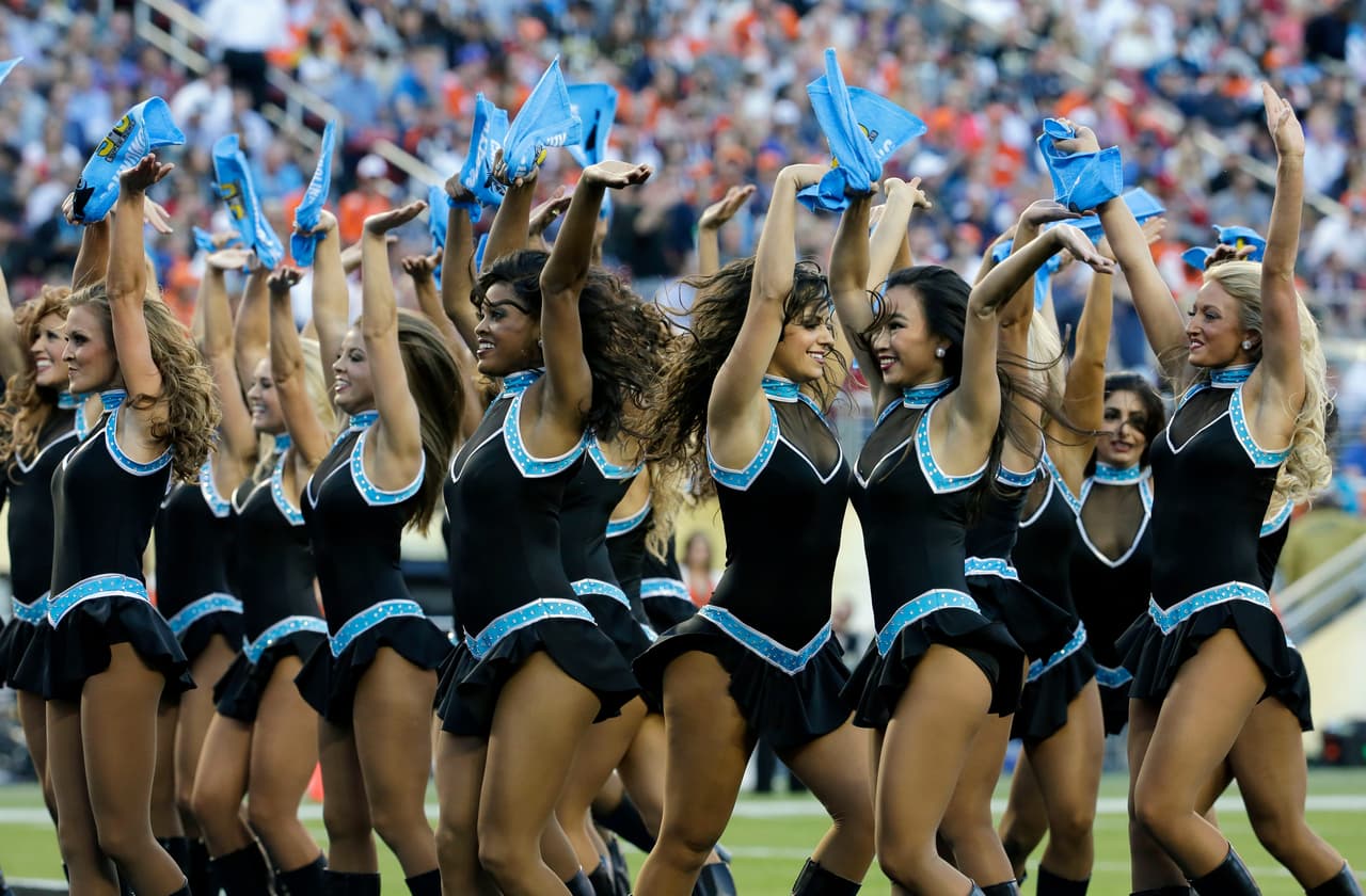 Ellas llenaron de belleza y diversión el emparrillado del Levi´s Stadium, checa las mejores imágenes de estas dulzuras.