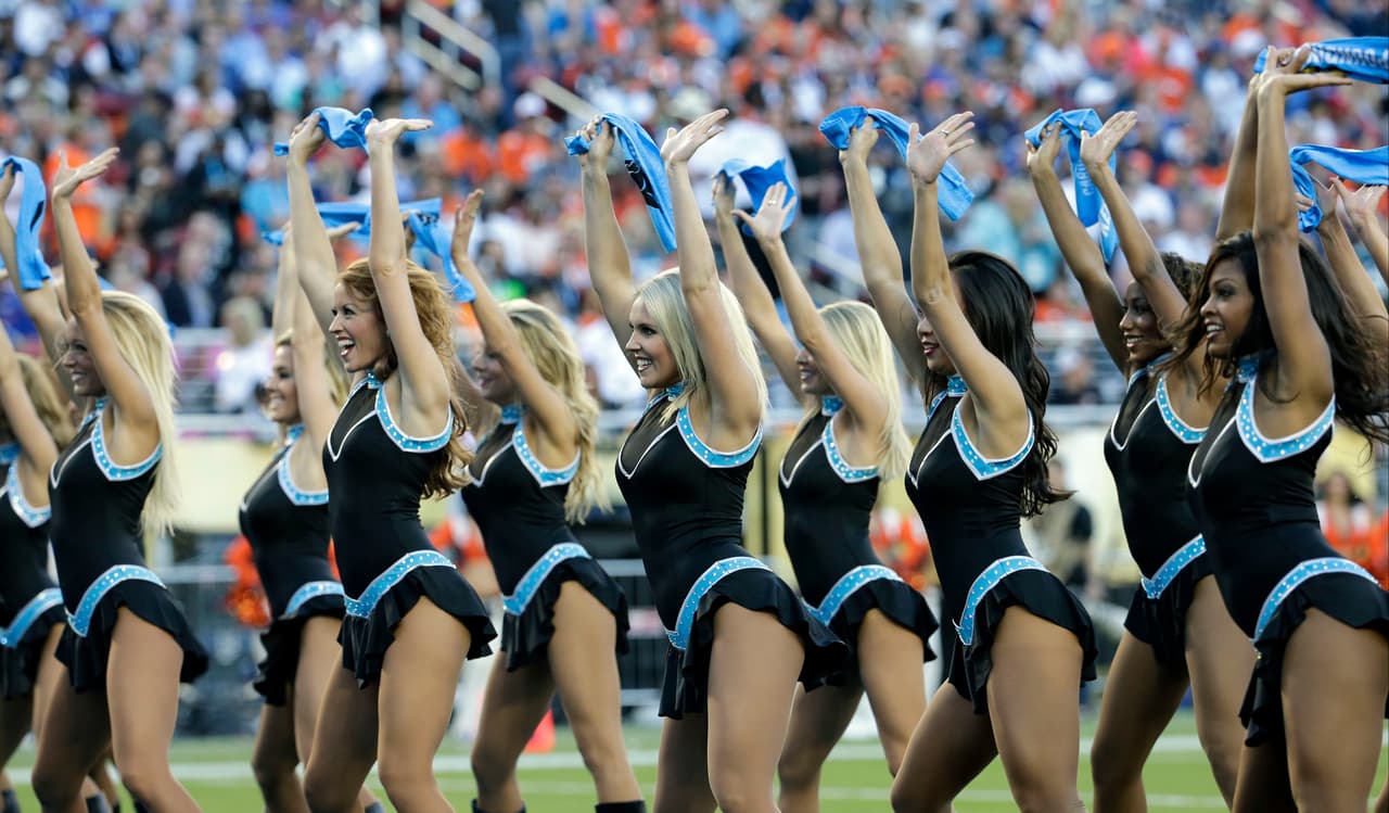 Ellas llenaron de belleza y diversión el emparrillado del Levi´s Stadium, checa las mejores imágenes de estas dulzuras.