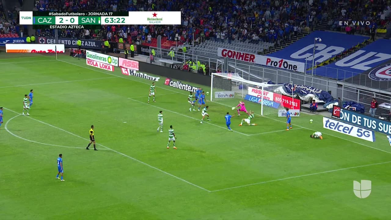 ¡GOOOL! Uriel Antuna anota para Cruz Azul.