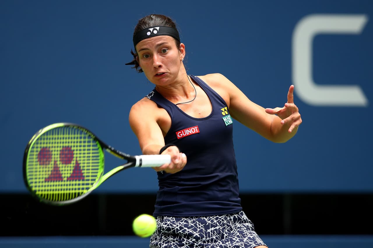 Anastasija Sevastova fue la encargada de terminar el camino de Maria Sharapova en su primer Grand Slam luego de más de un año de suspensión con parciales de 5-7, 6-4 y 6-2.