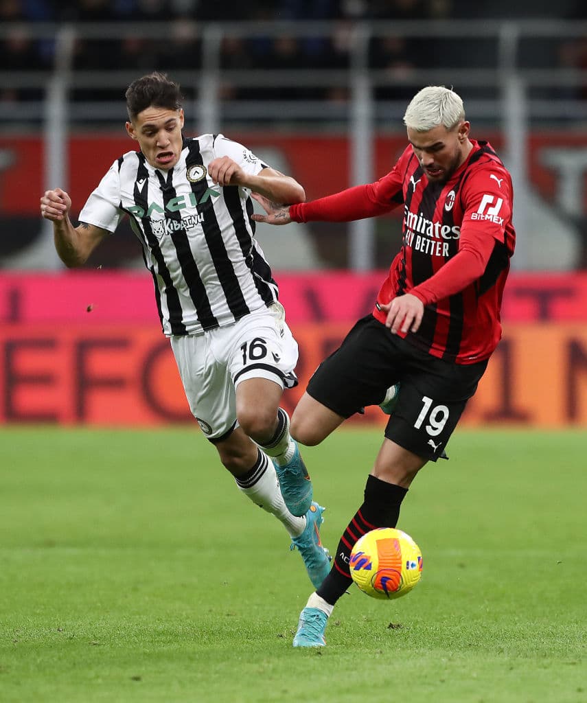 Milan empata 1-1 con el Udinese, Inter emapata 0-0 cp el Genoa y le dan la oportunidad al Napoli de poder cerrar la jornada como líder solitario de la competición.