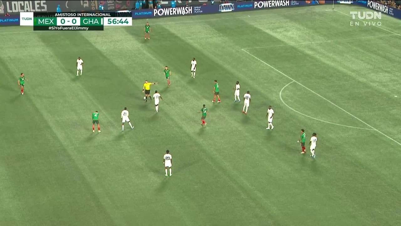 ¡TIRO ATAJADO! disparo por Érick Sánchez.