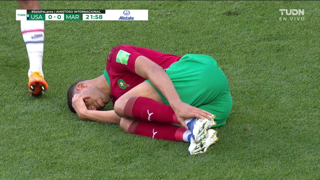 ¡TIRO ATAJADO! disparo por Azzedine Ounahi.