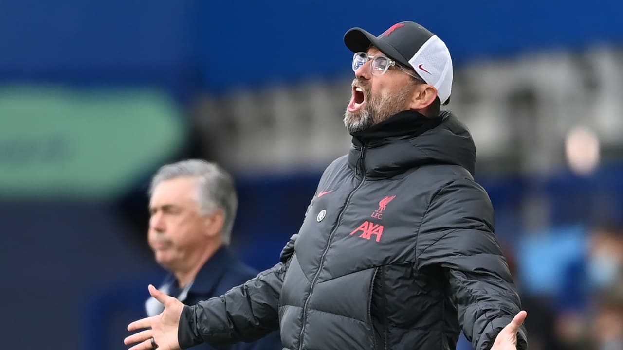 Klopp asegura que sus jugadores ya "no entienden" el fuera de juego