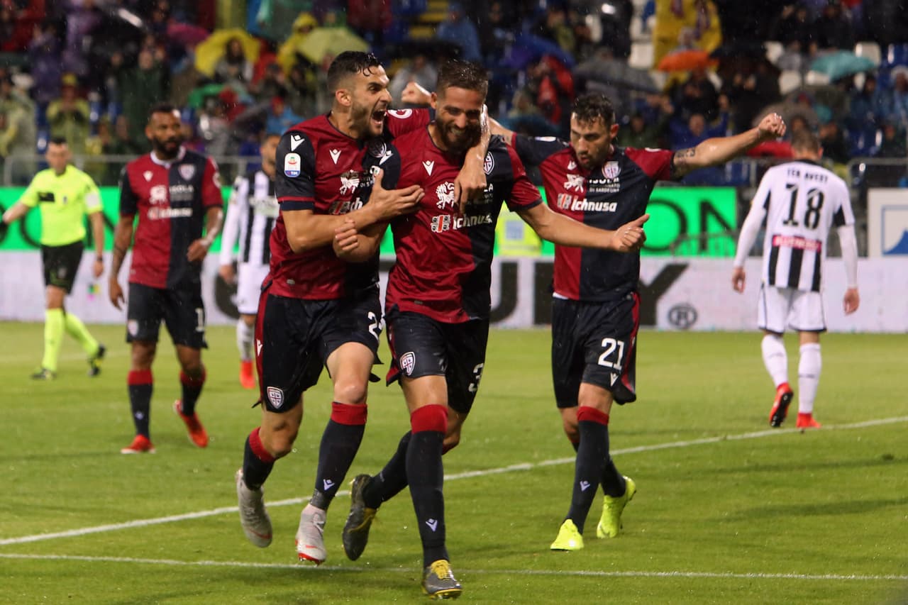 A pesar de su derrota 2-1 ante Udinese, el Cagliari logró quedarse en la Serie A. El gol del equipo insular lo marcó Leonardo Pavoletti al minuto 17.