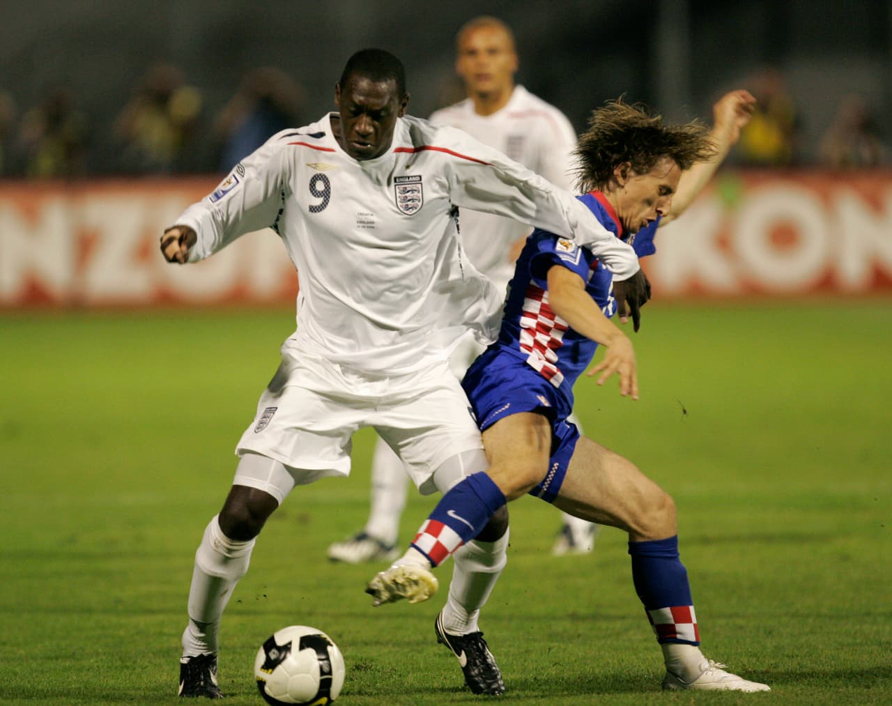 97. Emile Heskey (Inglaterra)