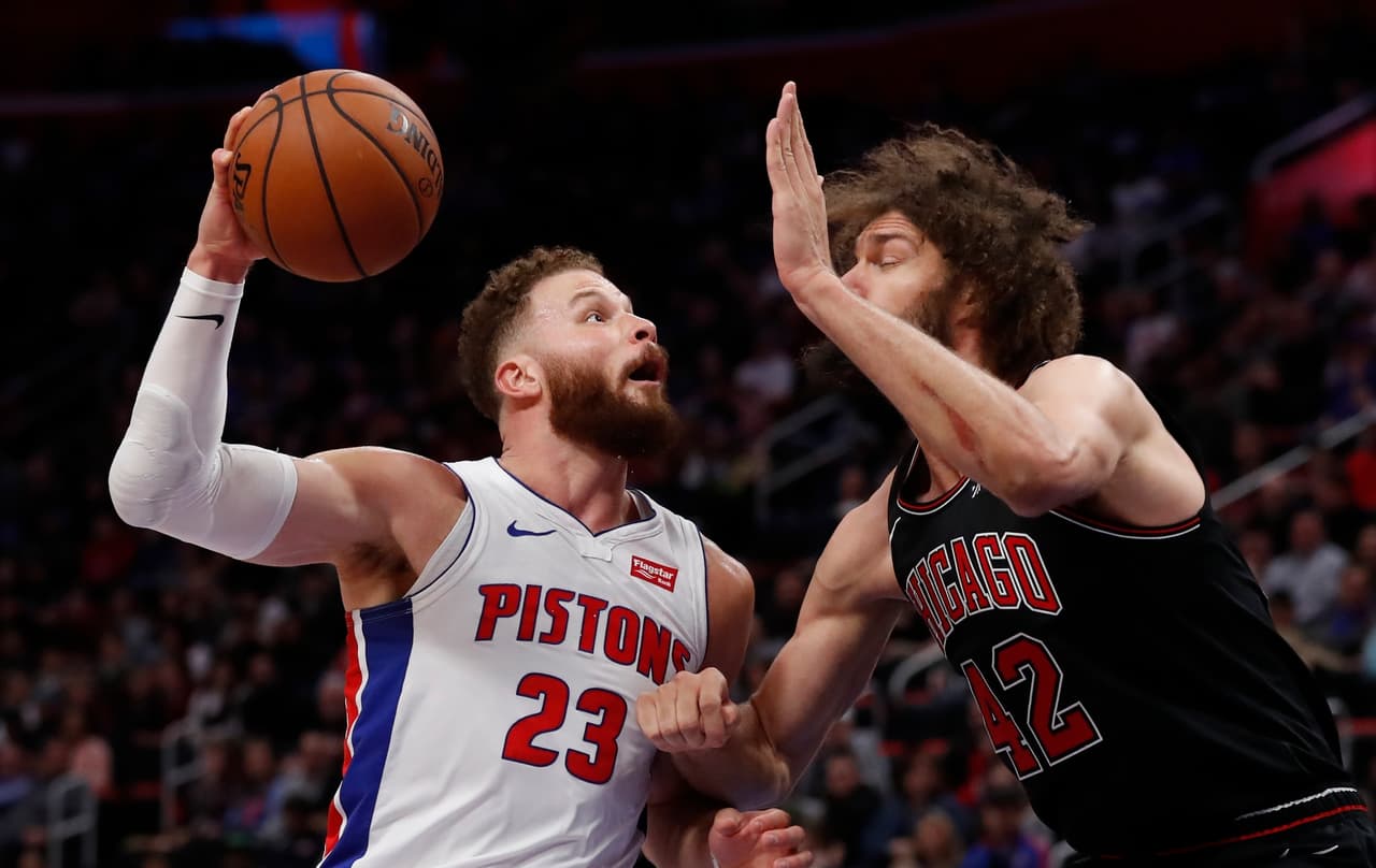 Blake Griffin (izquierda) anotó 28 puntos para el quinto triunfo consecutivo de los Pistons que son sextos en la Conferencia Este.
