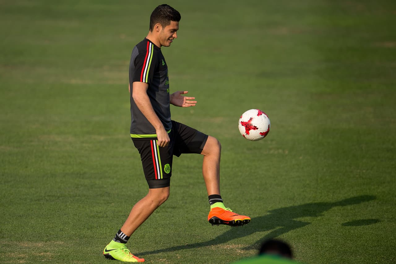 Raúl Jiménez (Benfica F.C.) - El delantero ha jugado 5 partidos (4 como titular) y ha marcado un gol en esta eliminatoria camino a Rusia 2018. Fue ante El Salvador.