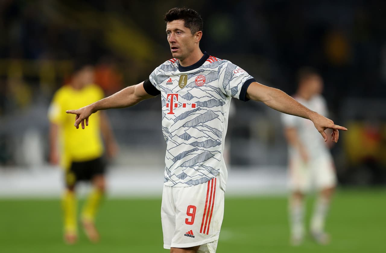 Robert Lewandowski habría pedido al Bayern que lo deje salir