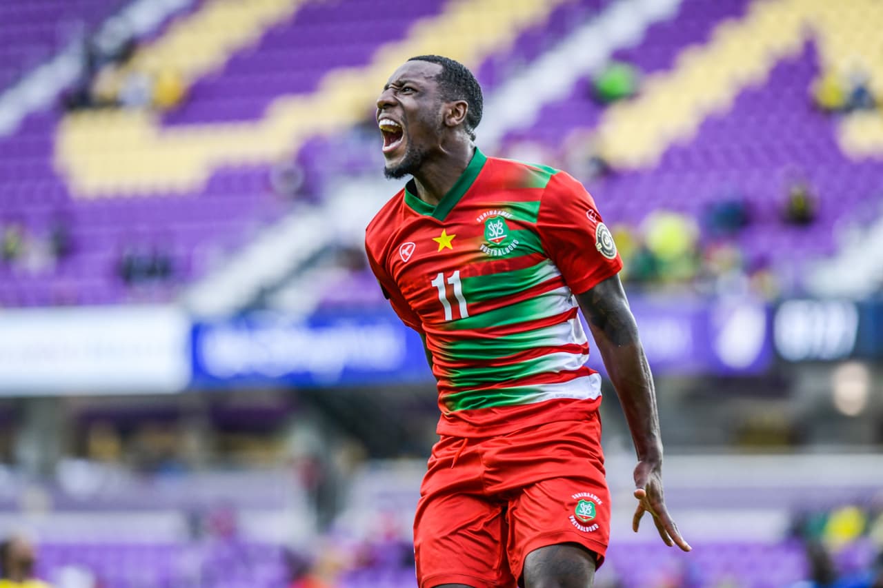 Los Regga Boyz no tuvieron problemas para vencer a su rival con goles de Shamar Nicholson y Bobby Reid.