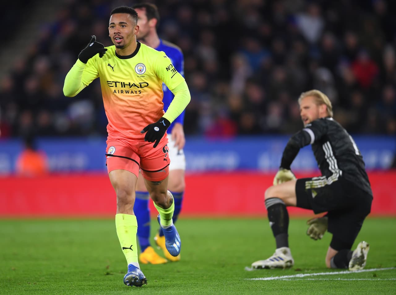 16 Al 80’ llegó el gol para Manchester City por conducto de Gabriel Jesus.